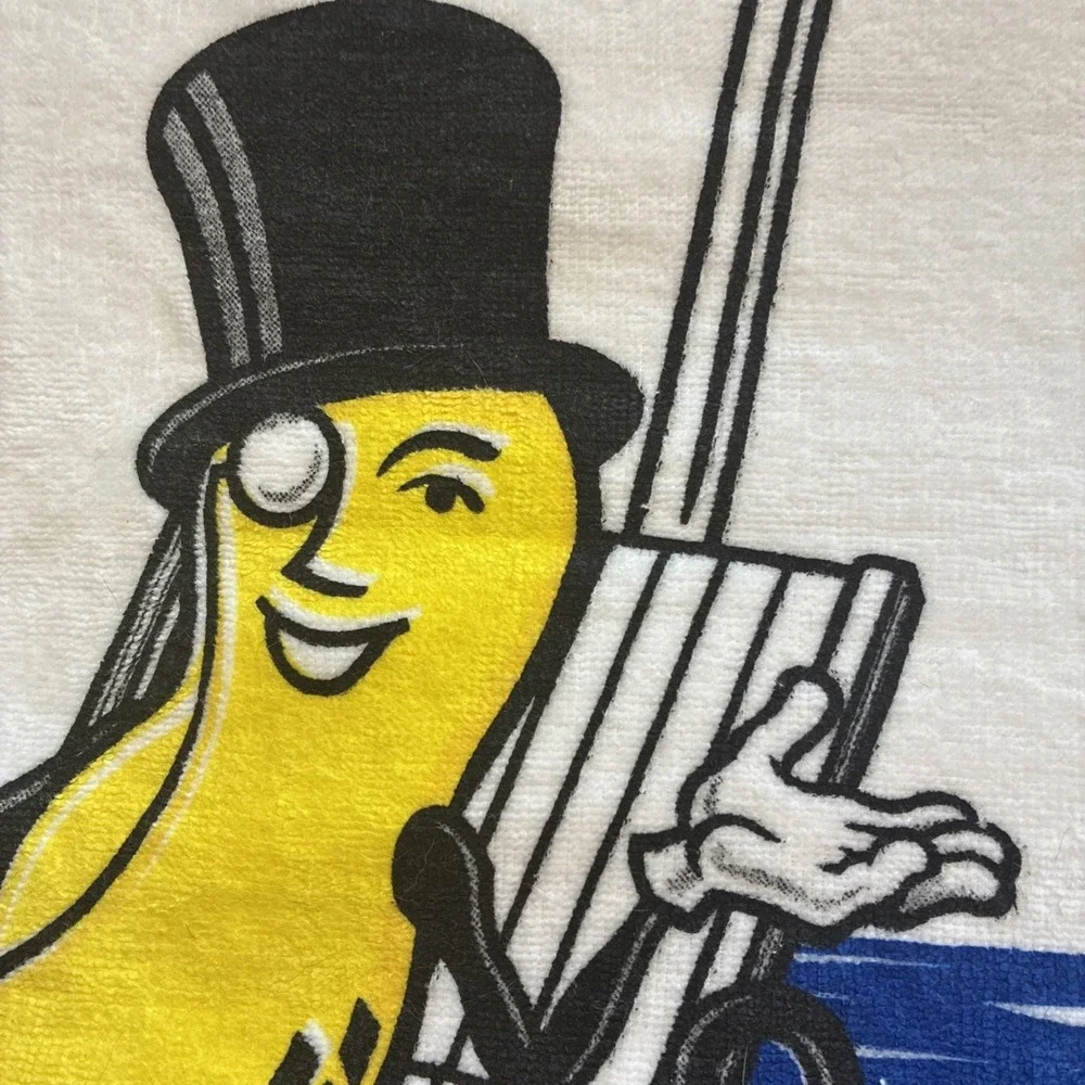 Planter's Peanuts Beach Towel Seaside Scene 100% Cotton Advertisement